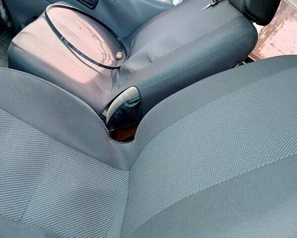 Білий Форд Транзит, об'ємом двигуна 0 л та пробігом 900 тис. км за 1700 $, фото 2 на Automoto.ua