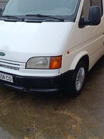 Білий Форд Транзит, об'ємом двигуна 2.5 л та пробігом 200 тис. км за 2500 $, фото 2 на Automoto.ua