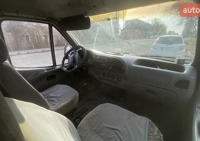 Белый Форд Транзит, объемом двигателя 2.5 л и пробегом 150 тыс. км за 1300 $, фото 4 на Automoto.ua
