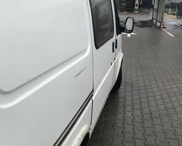 Білий Форд Транзит, об'ємом двигуна 2.5 л та пробігом 612 тис. км за 2500 $, фото 7 на Automoto.ua