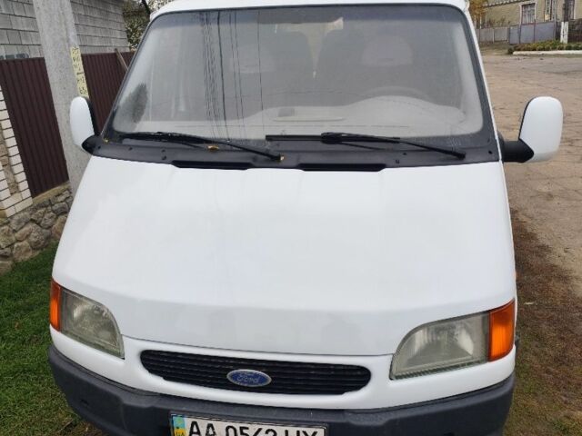 Білий Форд Транзит, об'ємом двигуна 2.5 л та пробігом 372 тис. км за 2900 $, фото 2 на Automoto.ua