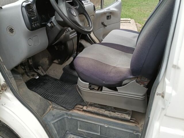 Белый Форд Транзит, объемом двигателя 0 л и пробегом 390 тыс. км за 2500 $, фото 2 на Automoto.ua