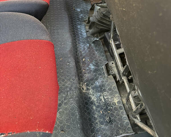 Білий Форд Транзит, об'ємом двигуна 2.5 л та пробігом 100 тис. км за 1750 $, фото 12 на Automoto.ua