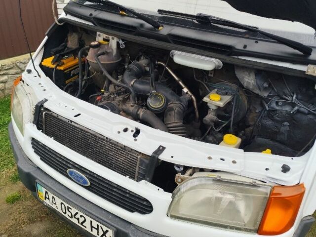 Білий Форд Транзит, об'ємом двигуна 2.5 л та пробігом 372 тис. км за 2900 $, фото 3 на Automoto.ua