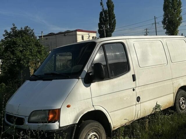 Білий Форд Транзит, об'ємом двигуна 0 л та пробігом 300 тис. км за 785 $, фото 1 на Automoto.ua