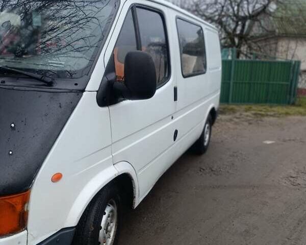 Білий Форд Транзит, об'ємом двигуна 2.5 л та пробігом 111 тис. км за 2600 $, фото 4 на Automoto.ua