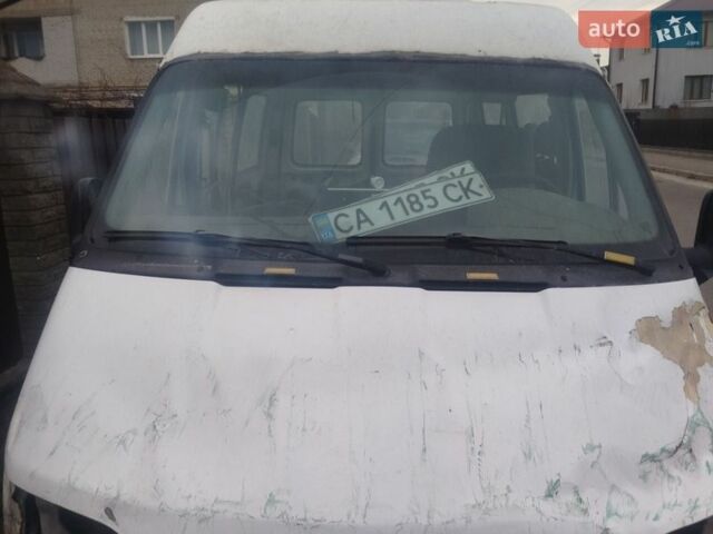 Белый Форд Транзит, объемом двигателя 2.5 л и пробегом 400 тыс. км за 700 $, фото 1 на Automoto.ua