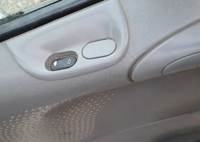 Білий Форд Транзит, об'ємом двигуна 0 л та пробігом 300 тис. км за 2900 $, фото 2 на Automoto.ua