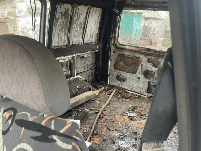 Белый Форд Транзит, объемом двигателя 2.5 л и пробегом 222 тыс. км за 1200 $, фото 5 на Automoto.ua