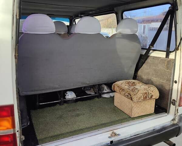 Белый Форд Транзит, объемом двигателя 2.5 л и пробегом 528 тыс. км за 3200 $, фото 2 на Automoto.ua