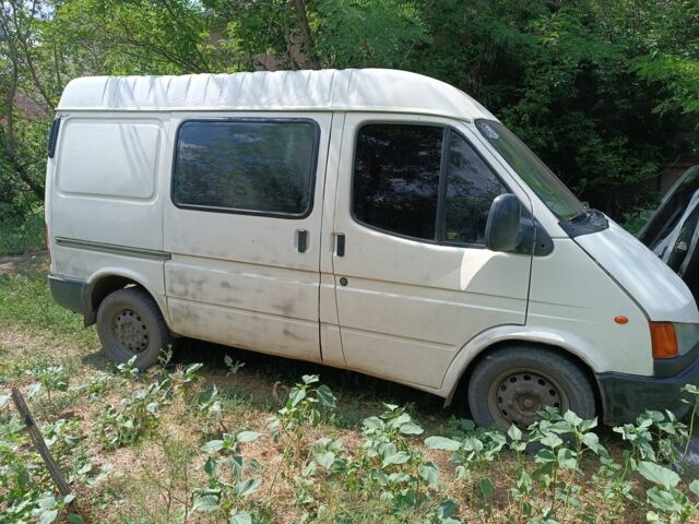 Белый Форд Транзит, объемом двигателя 2 л и пробегом 2 тыс. км за 150000 $, фото 3 на Automoto.ua