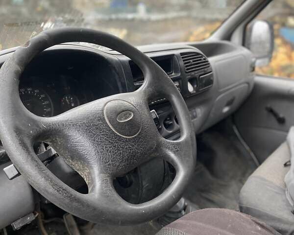 Білий Форд Транзит, об'ємом двигуна 2.5 л та пробігом 300 тис. км за 2600 $, фото 4 на Automoto.ua