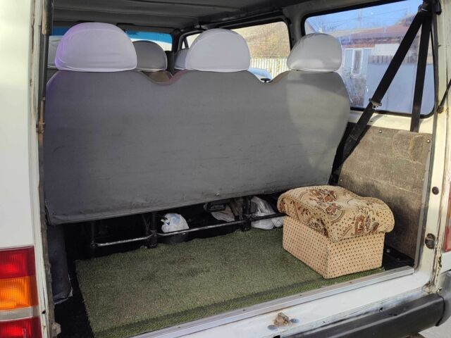 Білий Форд Транзит, об'ємом двигуна 2.5 л та пробігом 528 тис. км за 3200 $, фото 2 на Automoto.ua