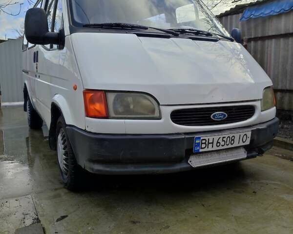 Белый Форд Транзит, объемом двигателя 2.5 л и пробегом 528 тыс. км за 3200 $, фото 4 на Automoto.ua