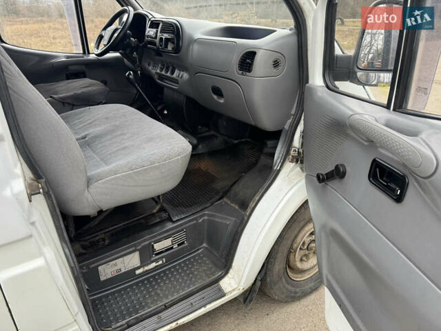 Белый Форд Транзит, объемом двигателя 2.5 л и пробегом 400 тыс. км за 2500 $, фото 4 на Automoto.ua