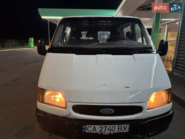 Белый Форд Транзит, объемом двигателя 2.5 л и пробегом 400 тыс. км за 2500 $, фото 12 на Automoto.ua