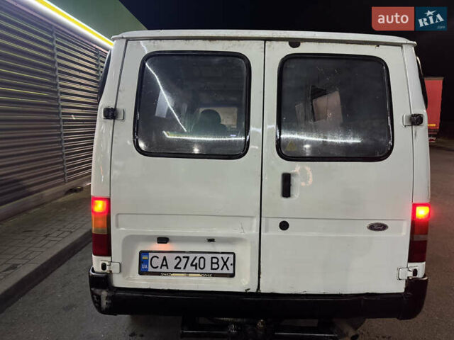 Белый Форд Транзит, объемом двигателя 2.5 л и пробегом 400 тыс. км за 2500 $, фото 15 на Automoto.ua