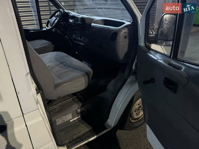 Белый Форд Транзит, объемом двигателя 2.5 л и пробегом 400 тыс. км за 2500 $, фото 10 на Automoto.ua