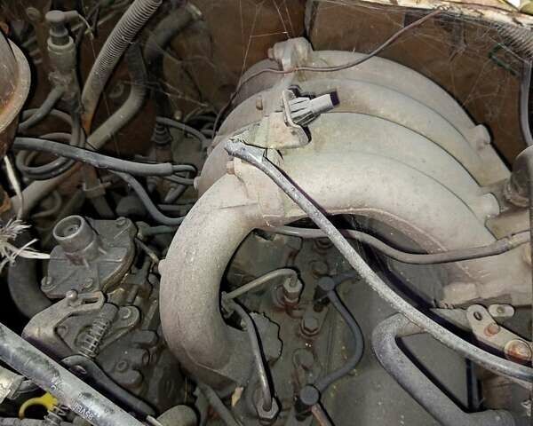 Белый Форд Транзит, объемом двигателя 2.5 л и пробегом 300 тыс. км за 2500 $, фото 3 на Automoto.ua