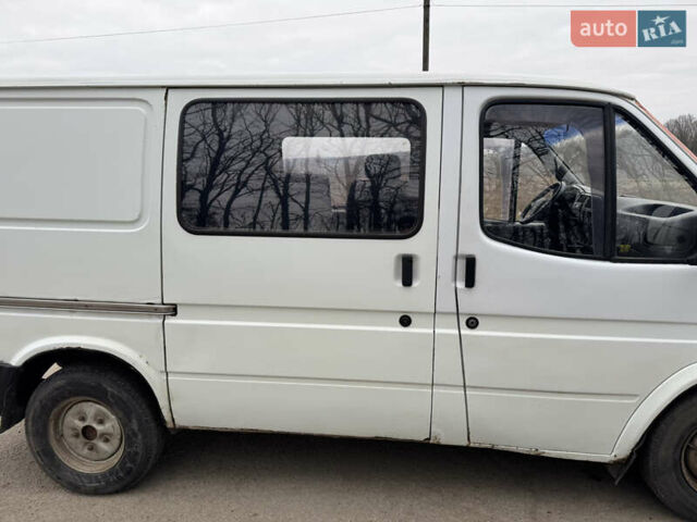 Белый Форд Транзит, объемом двигателя 2.5 л и пробегом 400 тыс. км за 2500 $, фото 2 на Automoto.ua