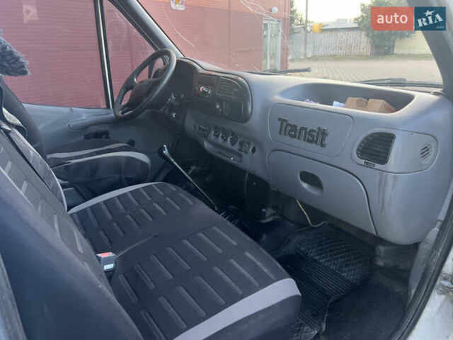 Білий Форд Транзит, об'ємом двигуна 2.5 л та пробігом 300 тис. км за 2700 $, фото 14 на Automoto.ua