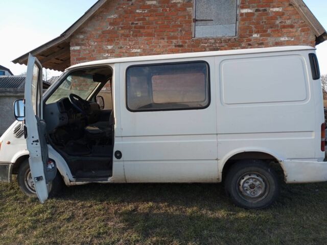 Белый Форд Транзит, объемом двигателя 2.5 л и пробегом 1 тыс. км за 1600 $, фото 15 на Automoto.ua