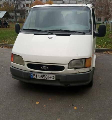 Белый Форд Транзит, объемом двигателя 2.5 л и пробегом 438 тыс. км за 2500 $, фото 1 на Automoto.ua