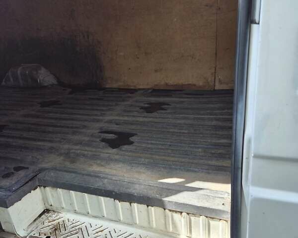 Форд Транзит 1998 в Шепетовке на Automoto.ua Белый Форд Транзит, объемом двигателя 0 л и пробегом 477 тыс. км за 2990 $, фото 2 на Automoto.ua