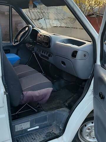 Білий Форд Транзит, об'ємом двигуна 2.5 л та пробігом 325 тис. км за 3600 $, фото 6 на Automoto.ua