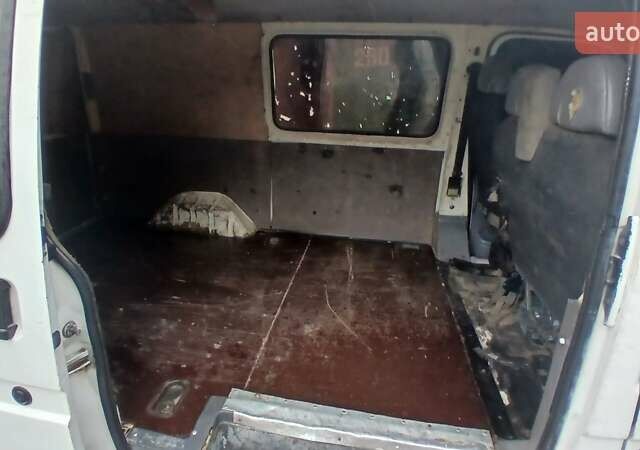 Білий Форд Транзит, об'ємом двигуна 2.5 л та пробігом 390 тис. км за 2600 $, фото 11 на Automoto.ua