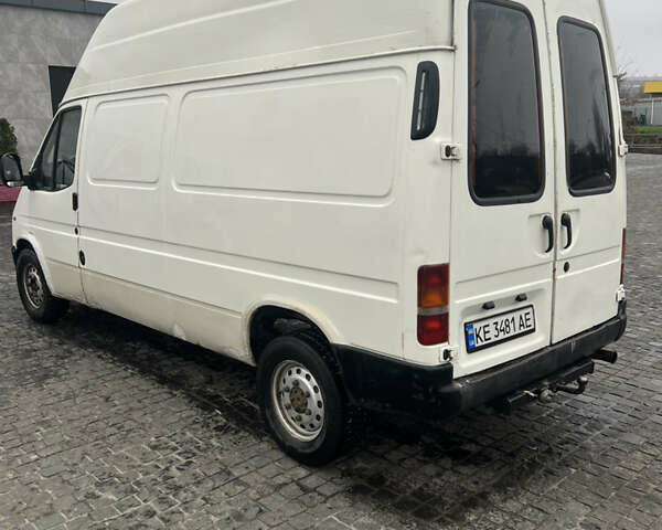 Белый Форд Транзит, объемом двигателя 2.5 л и пробегом 373 тыс. км за 4000 $, фото 4 на Automoto.ua