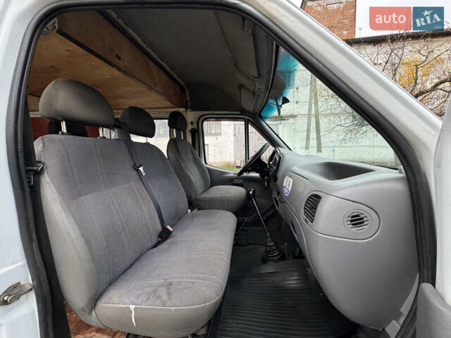 Білий Форд Транзит, об'ємом двигуна 2.5 л та пробігом 300 тис. км за 2799 $, фото 18 на Automoto.ua