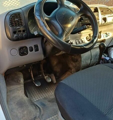 Білий Форд Транзит, об'ємом двигуна 2.5 л та пробігом 300 тис. км за 2000 $, фото 6 на Automoto.ua