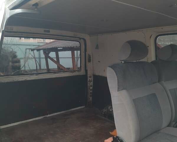 Белый Форд Транзит, объемом двигателя 2.5 л и пробегом 407 тыс. км за 2500 $, фото 3 на Automoto.ua