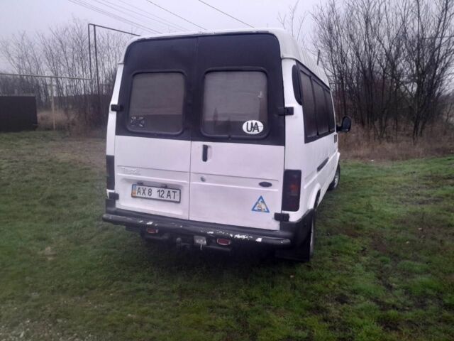 Белый Форд Транзит, объемом двигателя 2.5 л и пробегом 1000 тыс. км за 3200 $, фото 2 на Automoto.ua