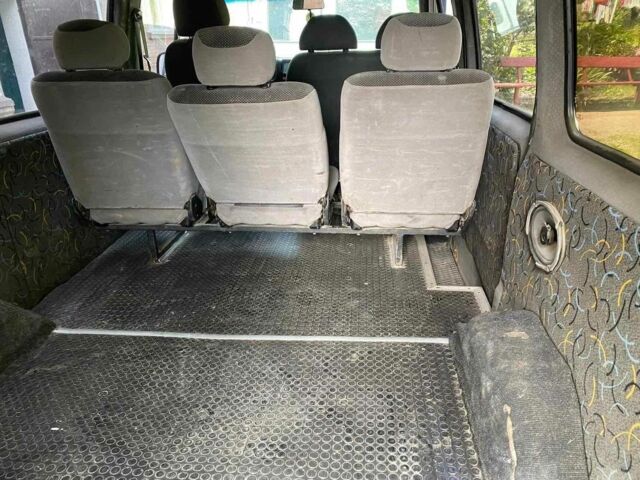 Білий Форд Транзит, об'ємом двигуна 2.5 л та пробігом 500 тис. км за 1800 $, фото 2 на Automoto.ua