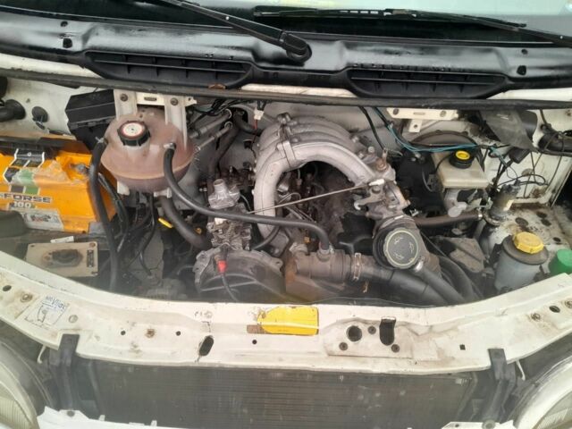 Белый Форд Транзит, объемом двигателя 2.5 л и пробегом 1000 тыс. км за 3200 $, фото 4 на Automoto.ua