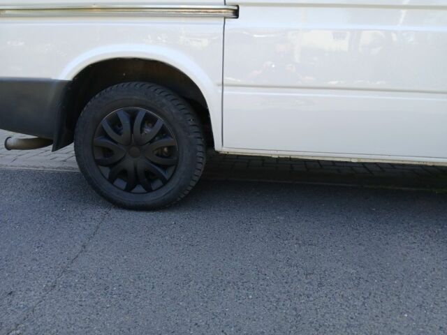 Белый Форд Транзит, объемом двигателя 0 л и пробегом 450 тыс. км за 4300 $, фото 13 на Automoto.ua