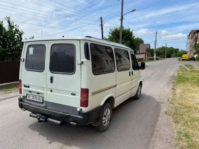 Білий Форд Транзит, об'ємом двигуна 2.5 л та пробігом 500 тис. км за 1800 $, фото 1 на Automoto.ua