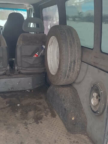 Білий Форд Транзит, об'ємом двигуна 2 л та пробігом 575 тис. км за 4500 $, фото 6 на Automoto.ua