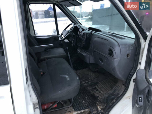 Белый Форд Транзит, объемом двигателя 0 л и пробегом 361 тыс. км за 2000 $, фото 7 на Automoto.ua