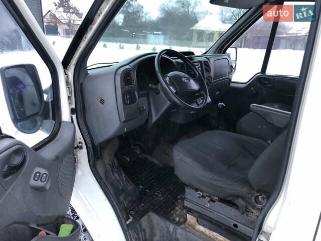 Белый Форд Транзит, объемом двигателя 0 л и пробегом 361 тыс. км за 2000 $, фото 6 на Automoto.ua