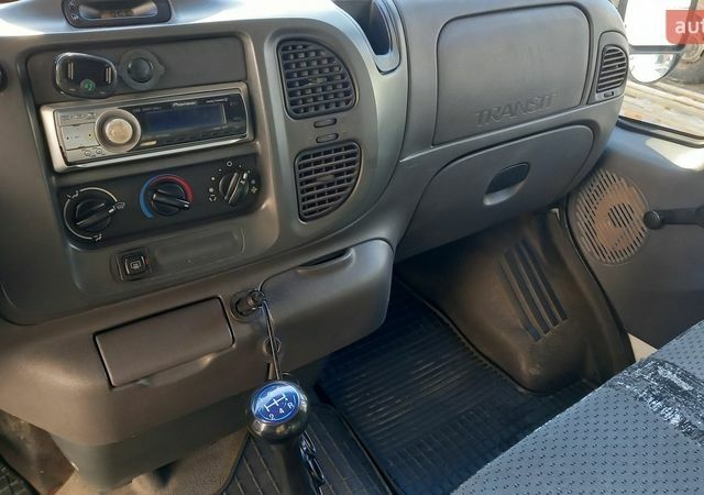 Белый Форд Транзит, объемом двигателя 2 л и пробегом 436 тыс. км за 5000 $, фото 8 на Automoto.ua