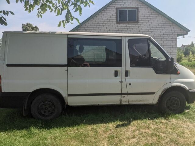 Белый Форд Транзит, объемом двигателя 2 л и пробегом 390 тыс. км за 2000 $, фото 2 на Automoto.ua