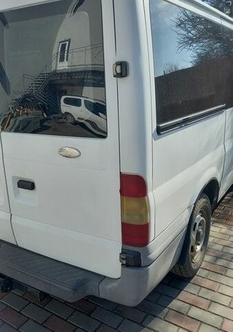 Белый Форд Транзит, объемом двигателя 2 л и пробегом 436 тыс. км за 5000 $, фото 5 на Automoto.ua