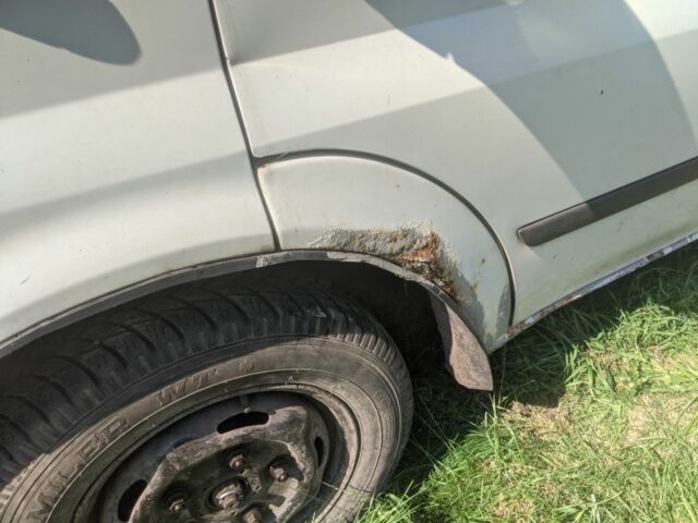 Белый Форд Транзит, объемом двигателя 2 л и пробегом 390 тыс. км за 2000 $, фото 16 на Automoto.ua