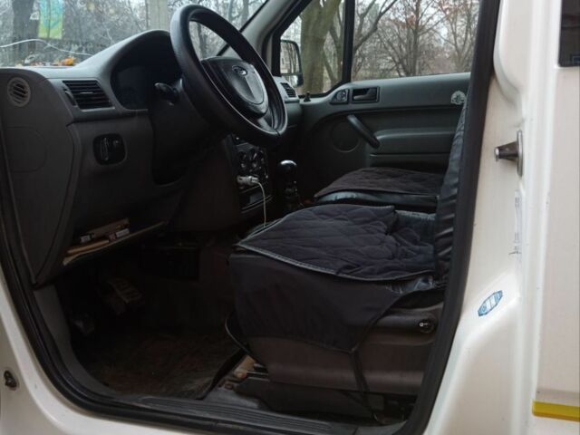 Белый Форд Транзит, объемом двигателя 1.8 л и пробегом 42 тыс. км за 2400 $, фото 2 на Automoto.ua