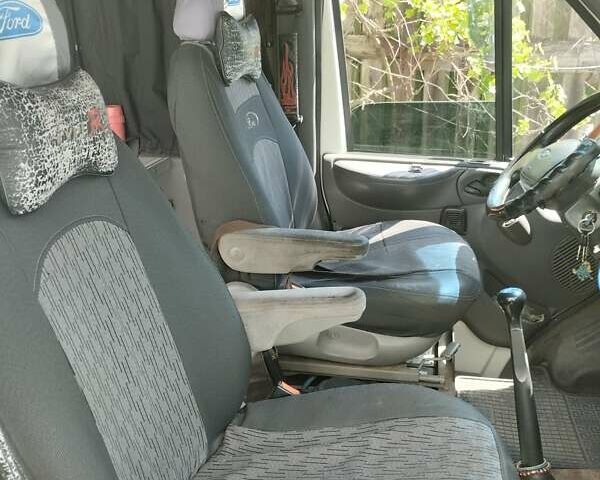 Білий Форд Транзит, об'ємом двигуна 2 л та пробігом 357 тис. км за 5100 $, фото 3 на Automoto.ua