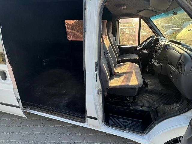 Білий Форд Транзит, об'ємом двигуна 2 л та пробігом 250 тис. км за 4200 $, фото 19 на Automoto.ua