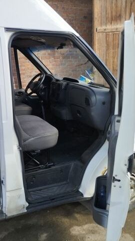 Білий Форд Транзит, об'ємом двигуна 2 л та пробігом 450 тис. км за 6000 $, фото 10 на Automoto.ua